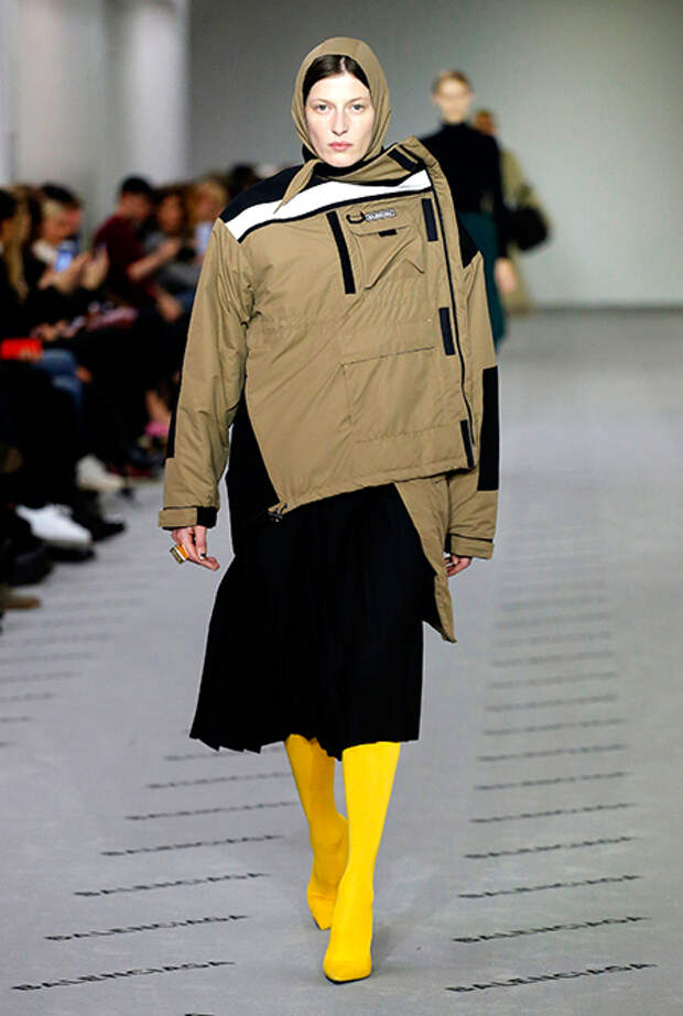 Balenciaga, осень-зима 2017/18
