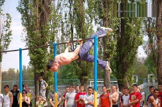 В Николаеве прошли первые соревнования по Street WorkOut, фото 1 :: Новости N - Николаевская областная интернет-газета