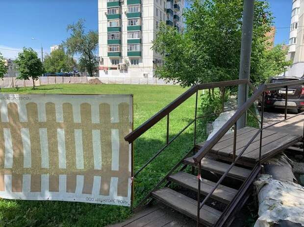 В Кузьминках демонтируют системы наружного теплоснабжения фото: Александр Чикин
