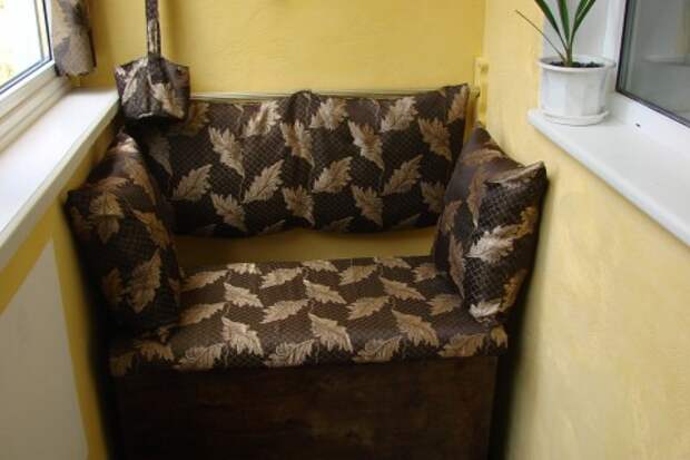 Самоделки для балкона. Ящик-диванчик для хранения овощей и полка для цветов своими руками (фото, идеи) Самоделки для балкона. Ящик-диванчик для хранения овощей и полка для цветов своими руками (фото, идеи)