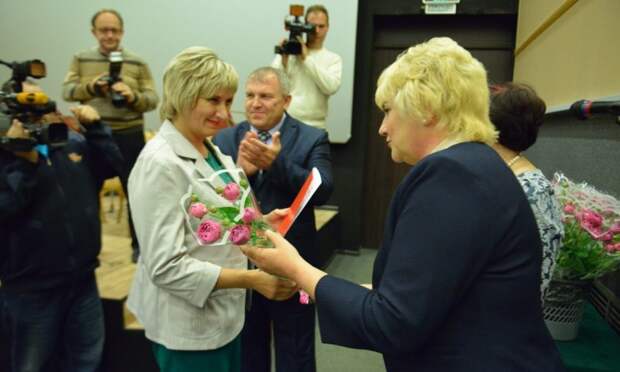 Поздравление социальных работников в городе Ельце