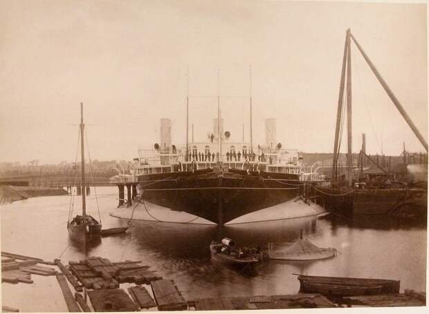 Фотографии русской императорской яхты «Ливадия». 1870-е. Лондон