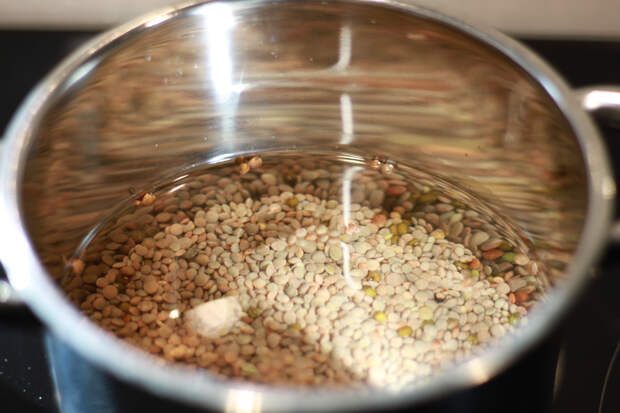 Малышева назвала защищающий сердце и сосуды суп