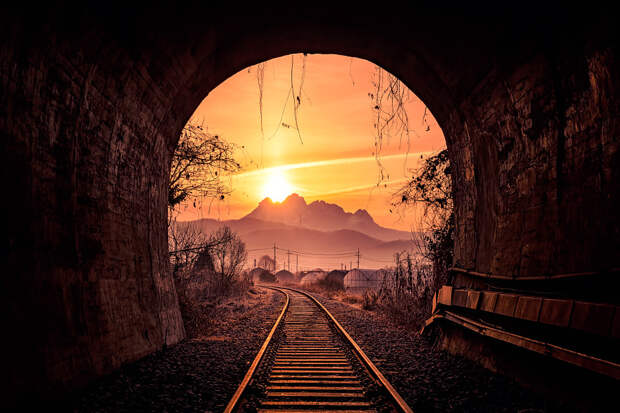 Sunrise on a tunnel by yongyeol Kim on 500px.com