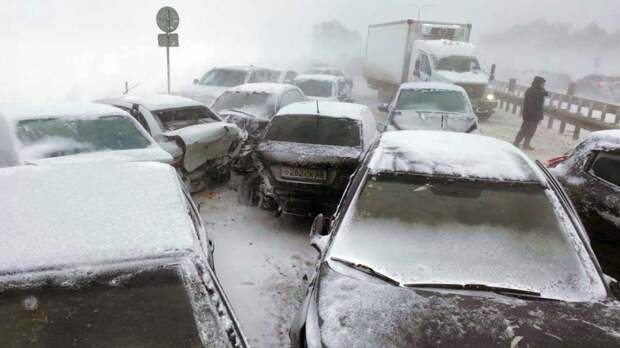 Метели в Пензенской области: сход с рельсов 14 цистерн с мазутом, ДТП с 20 машинами и отключения света