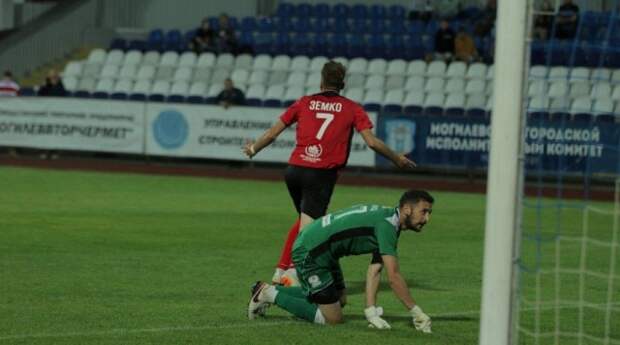 Мозырская ´Славия´ вышла в четвертьфинал Кубка Беларуси по футболу.