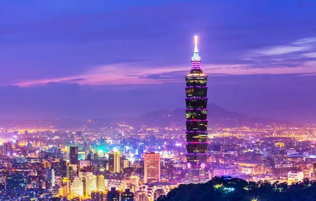 Экономист Жуковский: Россия не сможет переориентировать свой экспорт с Запада на Восток