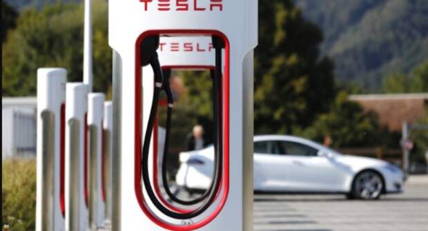 Илон Маск: зарядки Tesla Supercharger будут открыты для всех