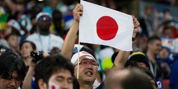 Жесткая позиция России или внутриполитический кризис: что на самом деле стоило кресла премьеру Японии