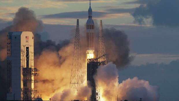 Запуск космического корабля Orion. Архивное фото Запуск космического корабля Orion. Архивное фото