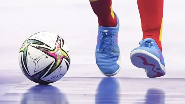 Россия удвоила преимущество в матче с Украиной в полуфинале ЧЕ по футзалу