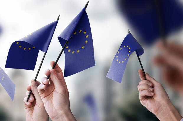 FT: объем торговли между странами Евросоюза упал впервые после пандемии