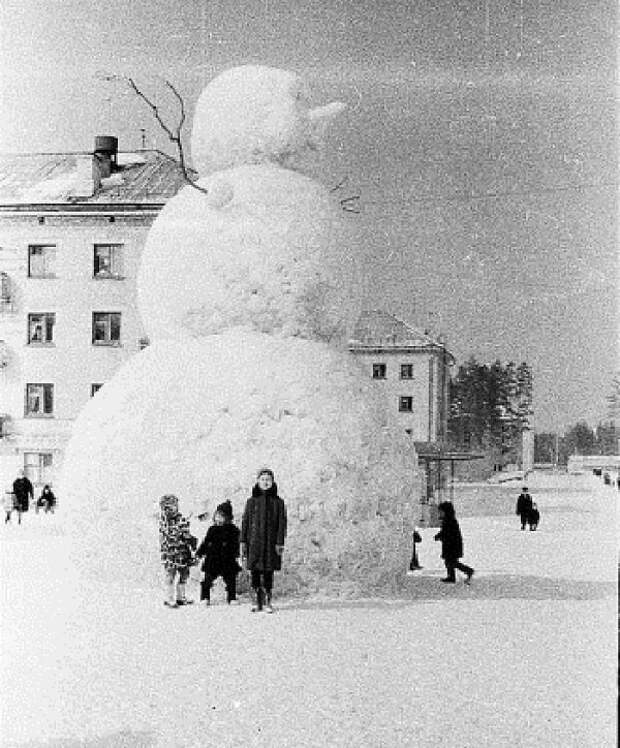 Да, были зимы в наше время... Да, были зимы в наше время...