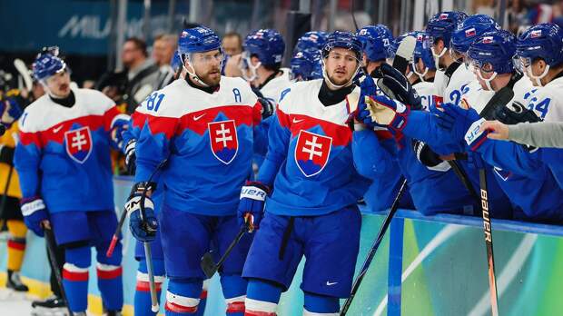 Словакия стала первым полуфиналистом мужского хоккейного турнира на ОИ-2026