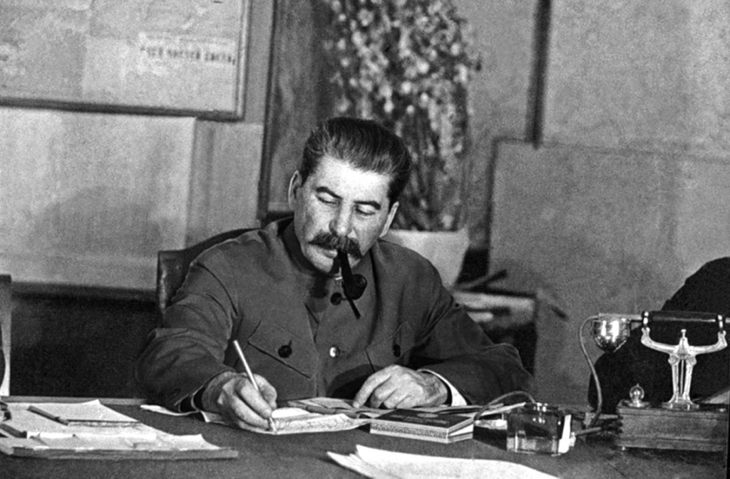http://www.vryazan.ru/upload/medialibrary/127/12788a02a945937b38bc373e6f4427e7.jpg