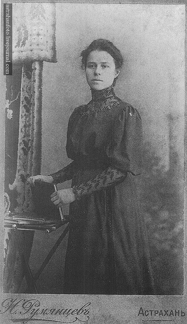 Портрет Л. Янчиковой. 1900-е годы.