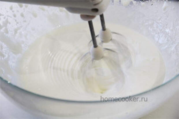 Чизкейк клубнично сливочный Vzbivaem slivki 300x200 Чизкейк клубнично сливочный