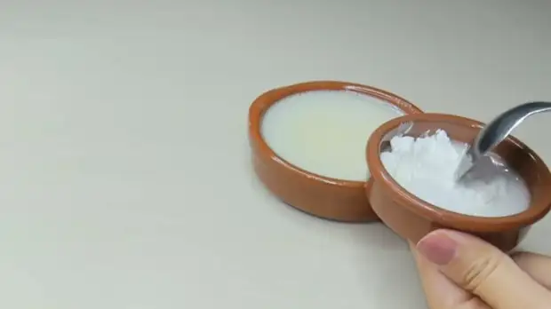 Поможет картошка: как сделать прямые волосы из кудрей