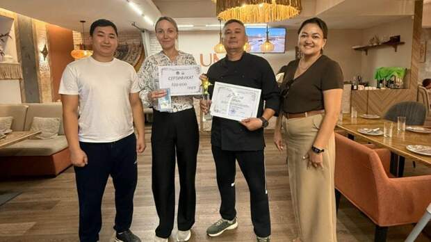 Карагандинским кафе помогли в оформлении меню на государственном языке