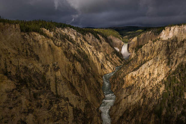 25. Гранд каньон в национальном парке Йеллоустоун, США. national geographic, журнал, мир, фотография