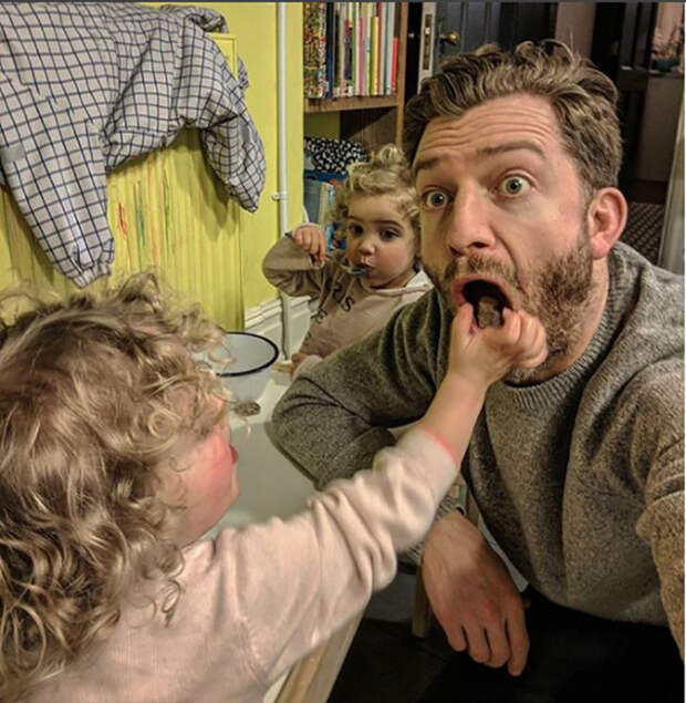 Один мне, три папе... Instagram father_of_daughters.