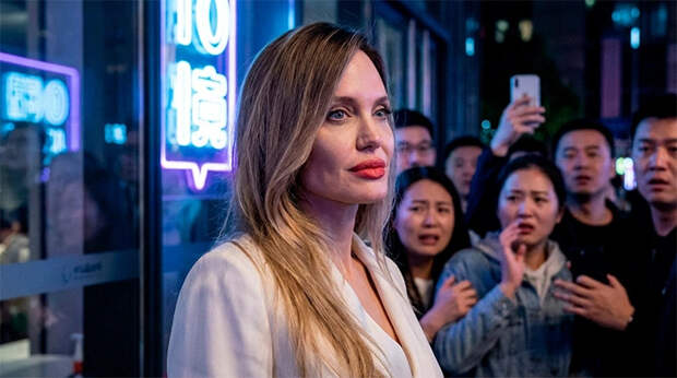 Анджелину Джоли изуродовали. Кадры с актрисой ужаснули: "Это что за пандемия?"