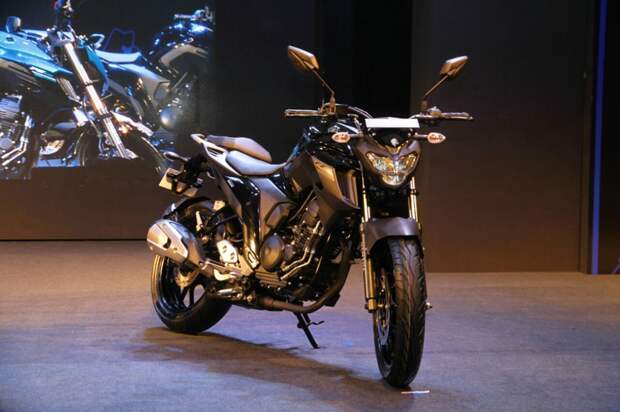 Новый мотоцикл Yamaha FZ25 2017