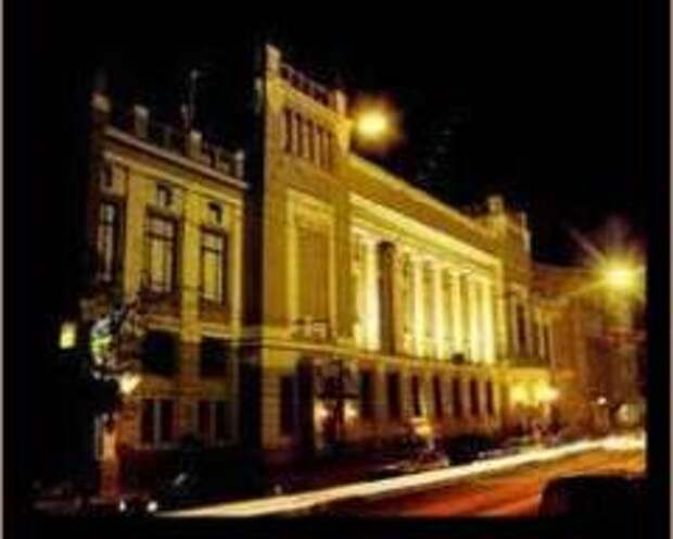 В Москве открылся Центральный театр рабочей молодежи (ТРАМ), сегодня - Ленком