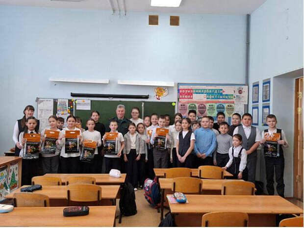 Махсус хәрби операция ветераны Әлмәт укучылары өчен экология дәресе үткәрде