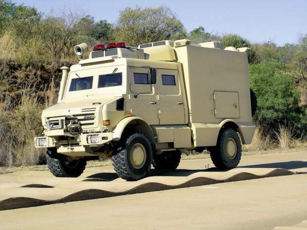 http://www.automobili.ru/photos/26612/26612_1000x767.jpg