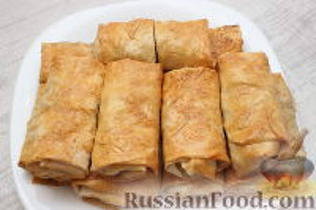 Фото к рецепту: Быстрые пирожки из лаваша с капустой и мясом