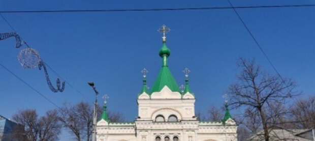 Храмы Молдавской православной церкви захватывают члены Бессарабской митрополии, которая подконтрольна Румынии