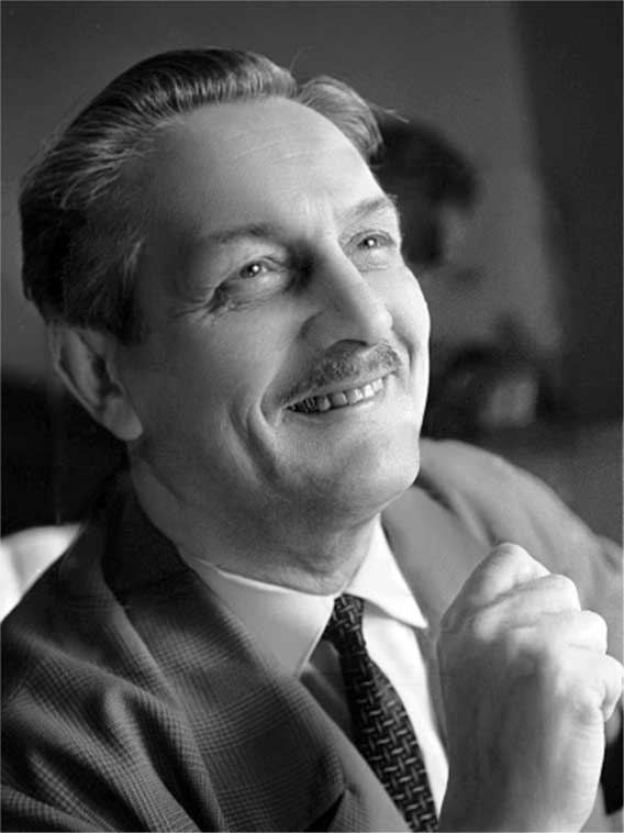 ПОЧЕМУ УЧИТЕЛЬ ОЛЕГА ЕФРЕМОВА В НЕМ РАЗОЧАРОВАЛСЯ