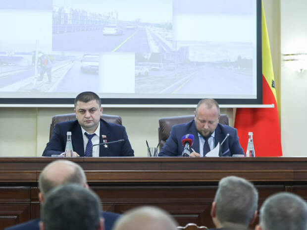 Дорожный сезон в Воронеже: итоги обсудили в мэрии на еженедельном совещании