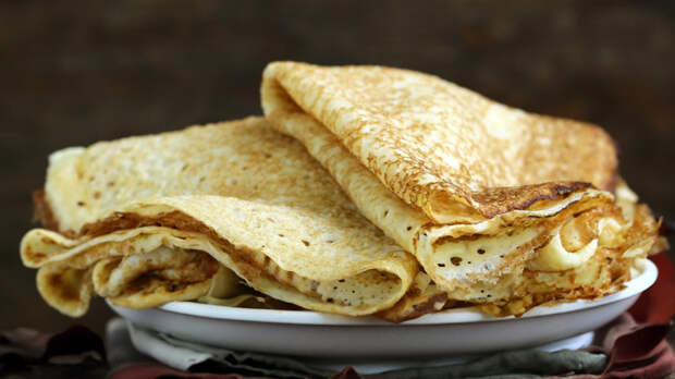 Тонкие как шелк и никогда не рвутся: что добавить в тесто для блинов