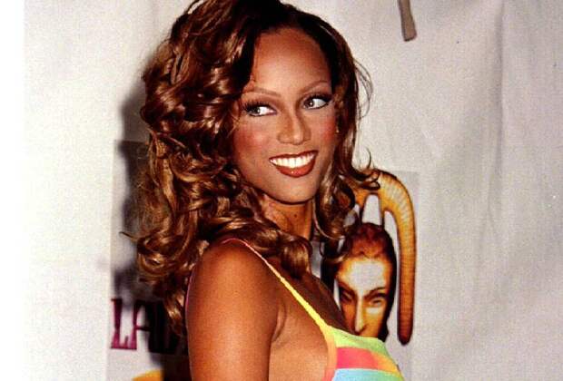 «Мне бы очень понравились эти тугие ожерелья»: Тайра Бэнкс рассказала, какой тренд 90-х она хотела бы возродить