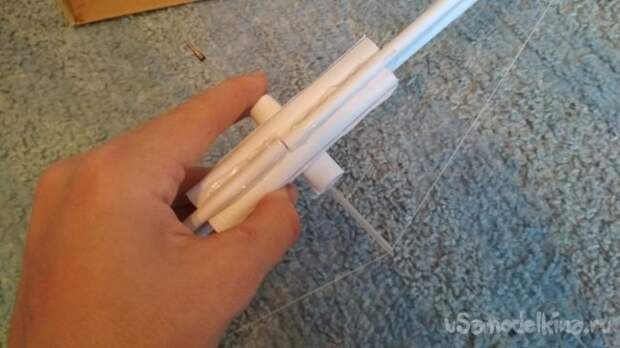 Как сделать простой но мощный лук из бумаги своими руками!