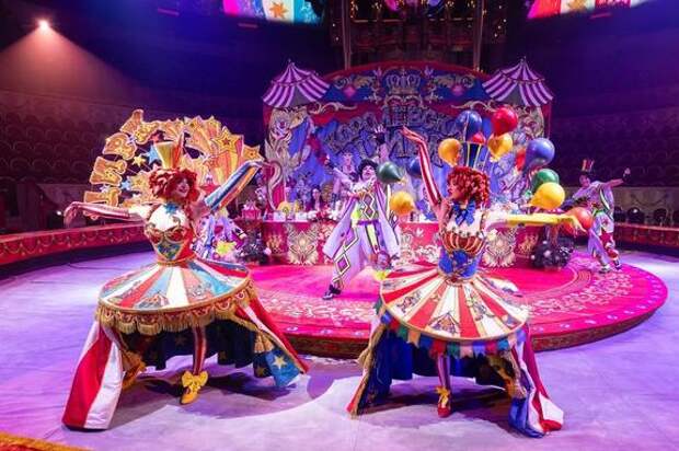 В Петербурге представили шоу с тиграми и воздушными гимнастами