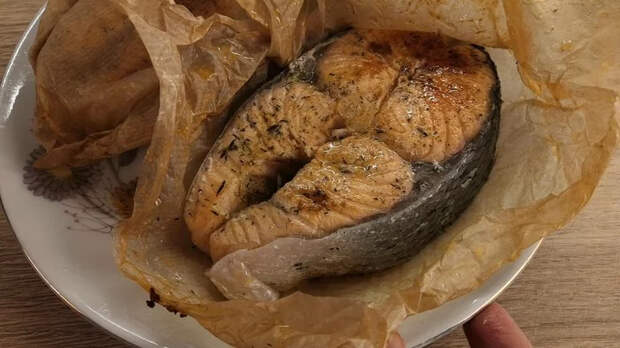 Рыба в бумаге Еда, Рыба, Кулинария, Видео рецепт, Вкусно, Рецепт, Видео, Длиннопост