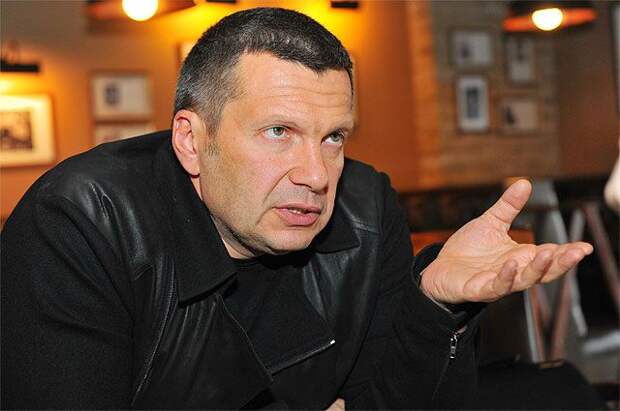 Владимир Соловьёв.