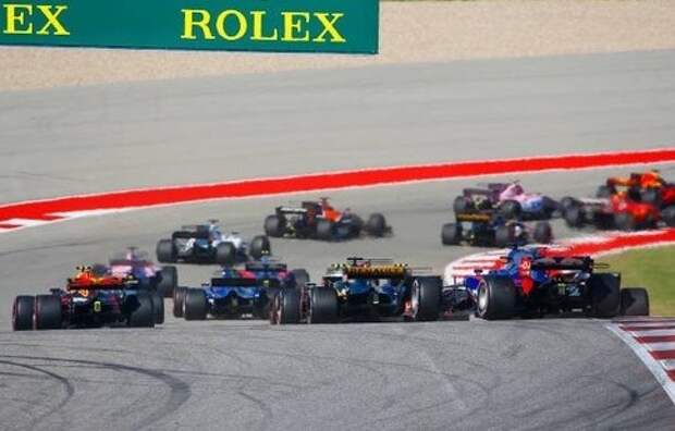 Новичок Формулы-1 Норрис показал лучшее время в первый день вторых тестов в Барселоне