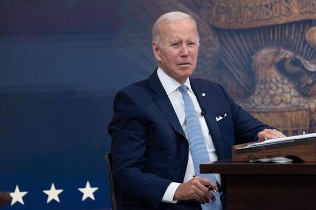 Байден снова сдал положительный тест на COVID-19