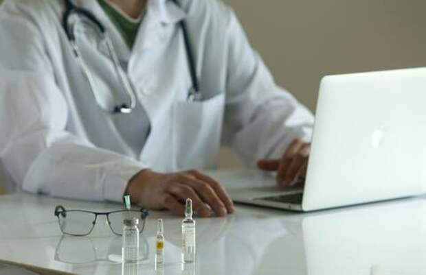 Онколог назвал первые признаки рака кожи, которые часто игнорируют