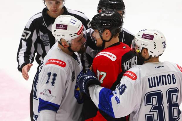 ХК «Рязань-ВДВ» уступил «Нефтянику» в упорной борьбе
