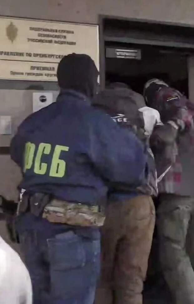 Трое граждан Украины, Молдовы и России задержаны по делу о попытке совершения теракта в Москве с использованием заминированного электроскутера, — ФСБ