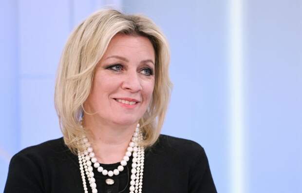 Захарова: наркоман-неонацист Зеленский угробил ВСУ на европейские деньги