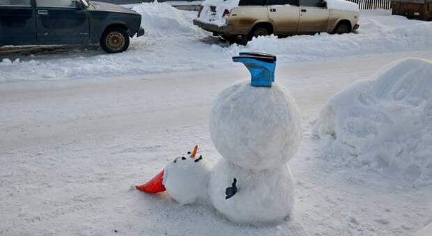 11 снеговиков, которые вдохновят выйти во двор и создать шедевр