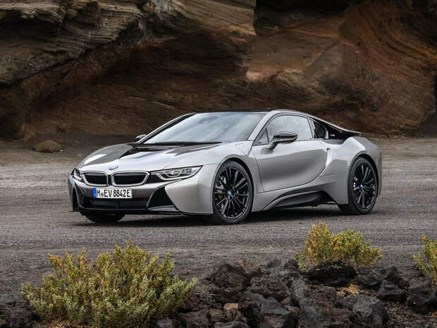 100 лет BMW: 9 знаковых автомобилей немецкой компании.