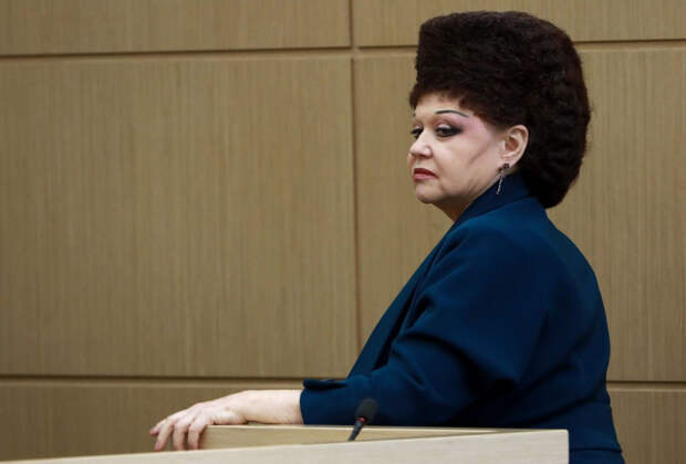 penteado_Valentina_Petrenko_03.jpg penteado_Valentina_Petrenko_03.jpg