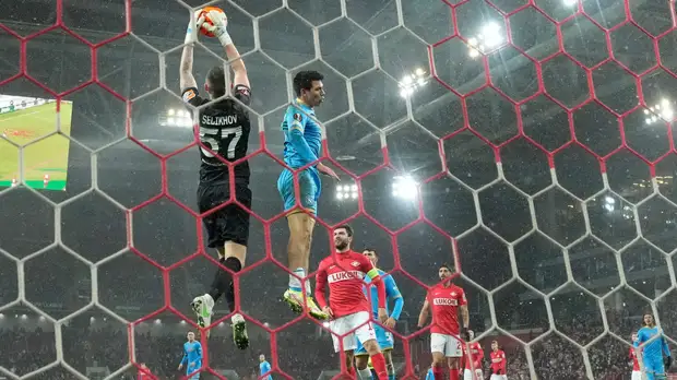 Губерниев восхитился игрой Селихова в матче с «Наполи»